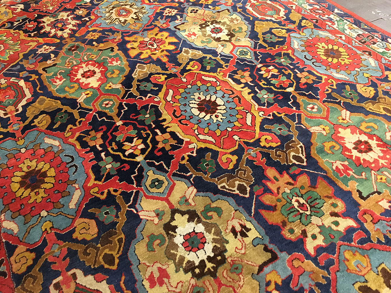 Antique hooked Carpet - # 80109