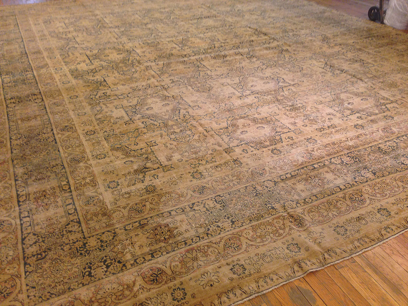 Antique kirman, lavar Carpet - # 50304