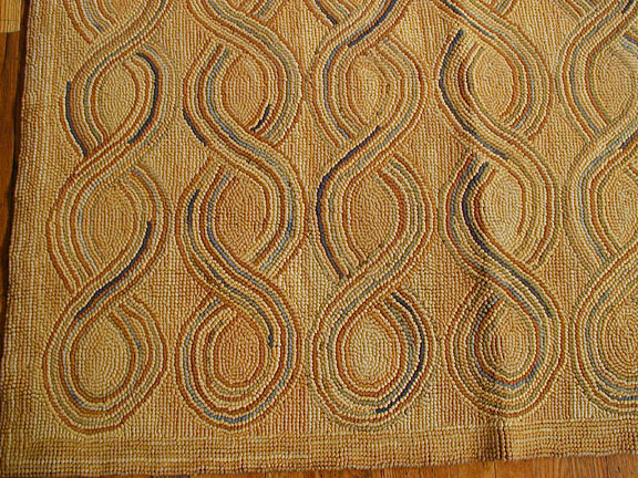 hooked Carpet - # 2985