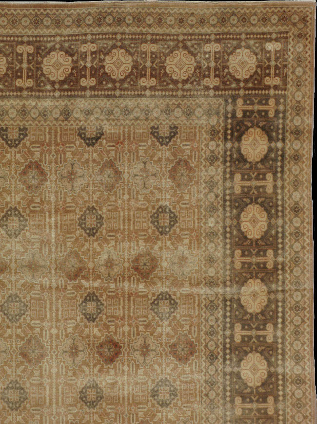 semi-antique tabriz Carpet - # 40668