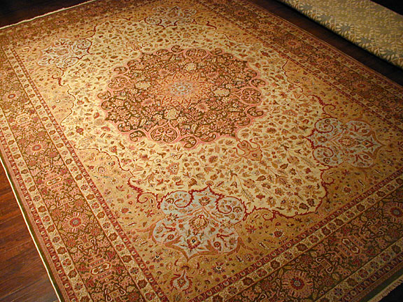 tabriz Carpet - # 3018