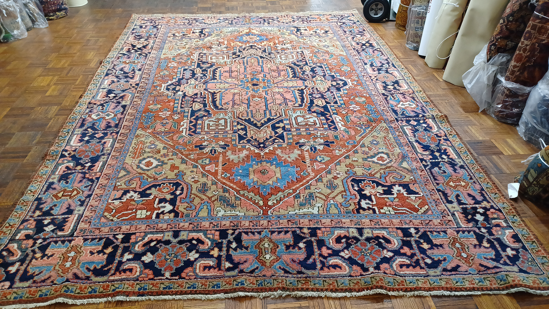Vintage heriz Carpet - # 56909