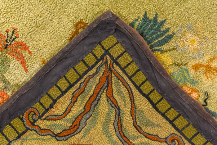 Vintage hooked Carpet - # 54213