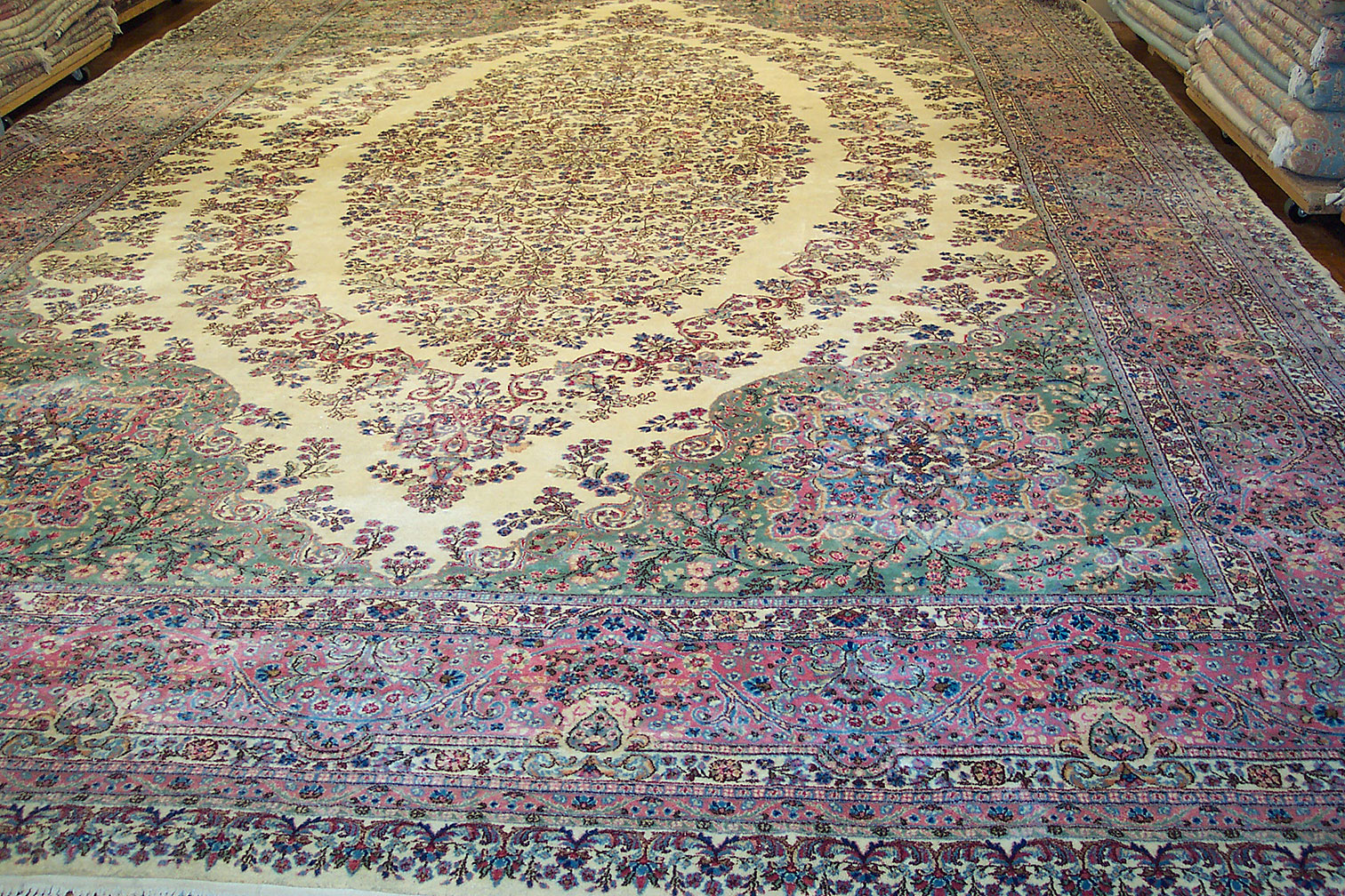 Vintage kirman Carpet - # 52519