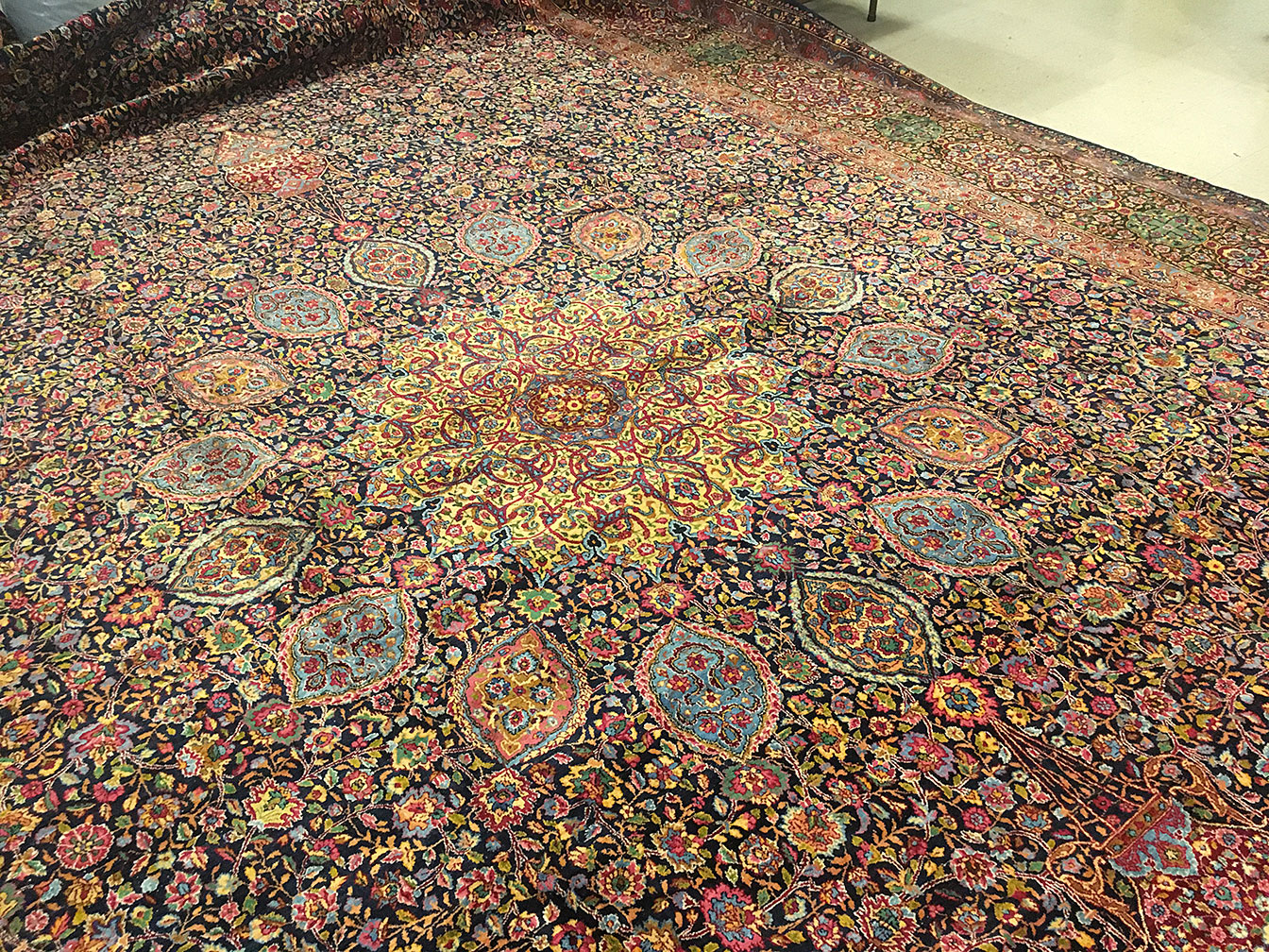 Vintage kirman Carpet - # 53025