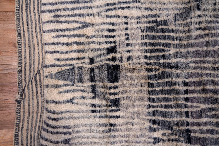 Vintage moroccan Carpet - # 54185
