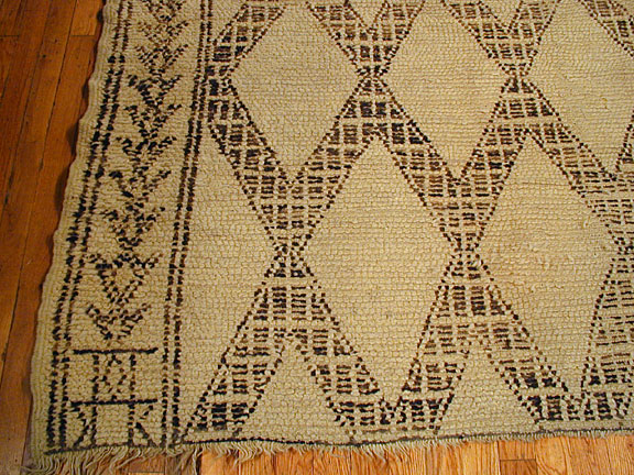 Vintage moroccan Rug - # 2928