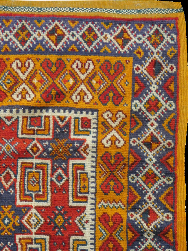 Vintage moroccan Rug - # 52436
