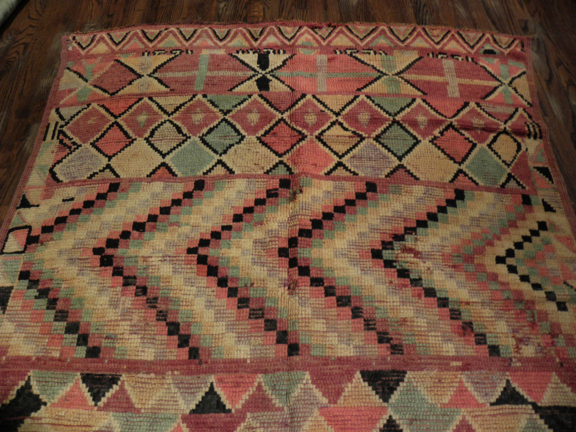Vintage moroccan Rug - # 8565