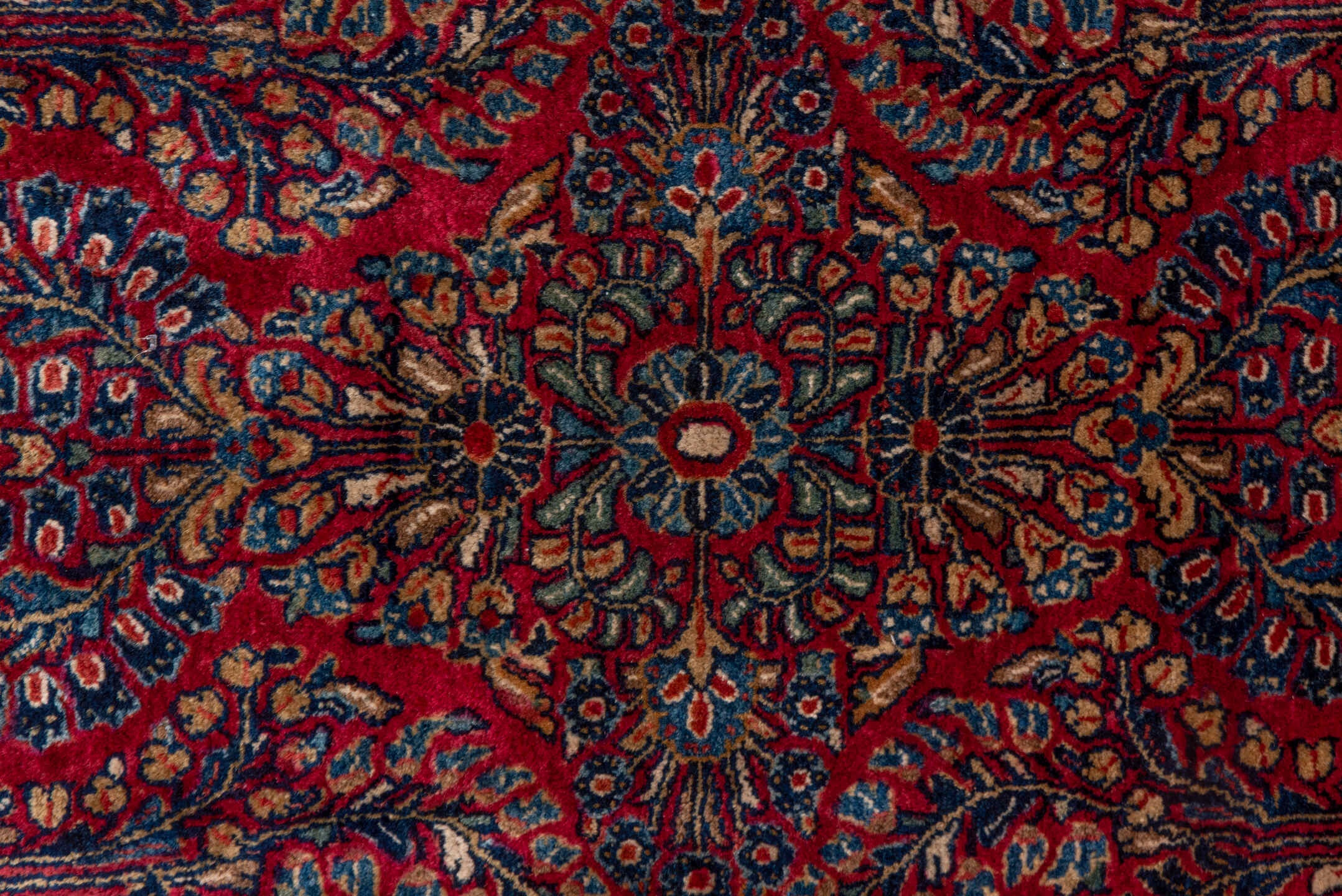 sarouk Rug - # 125372