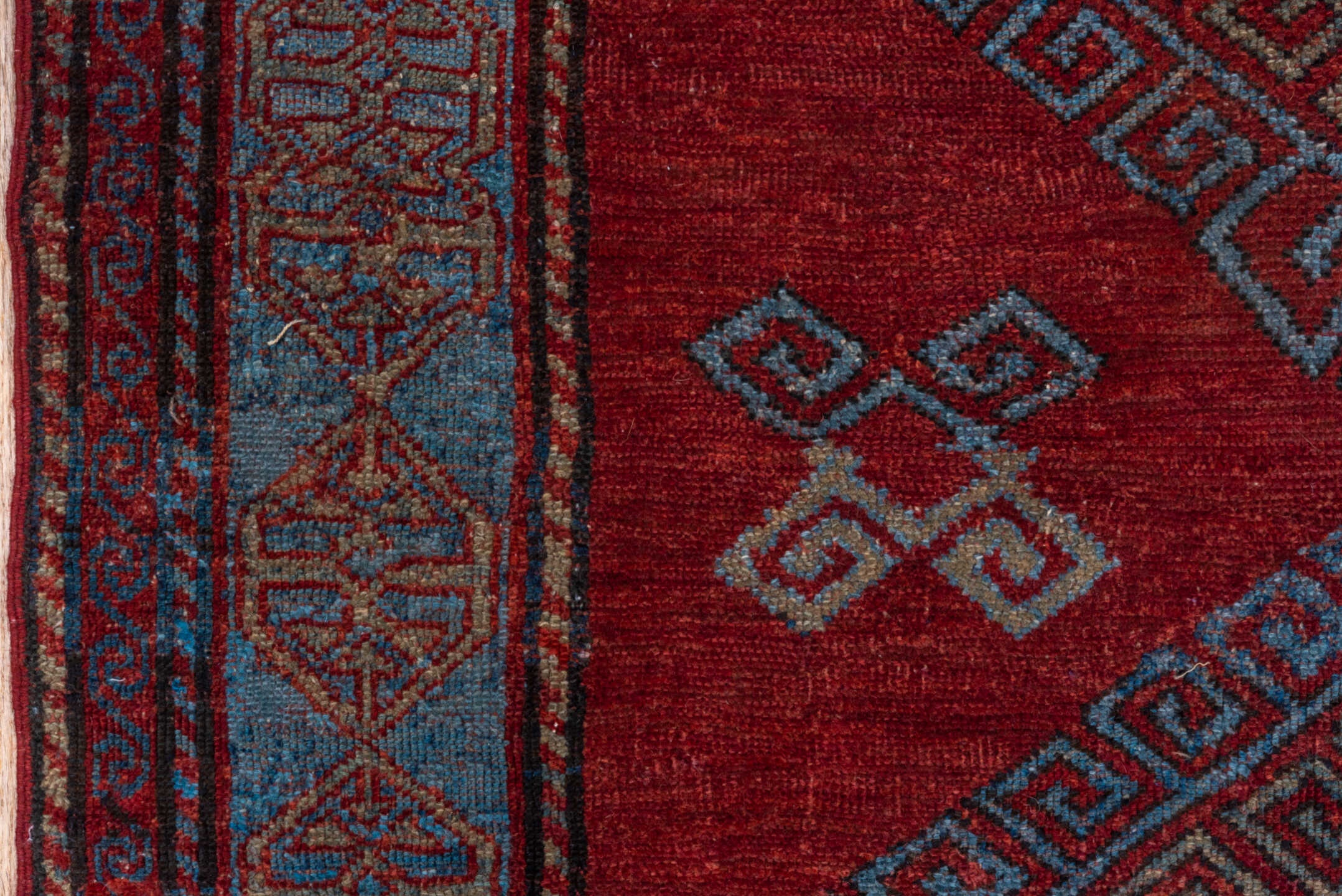 caucasian Rug - # 125626