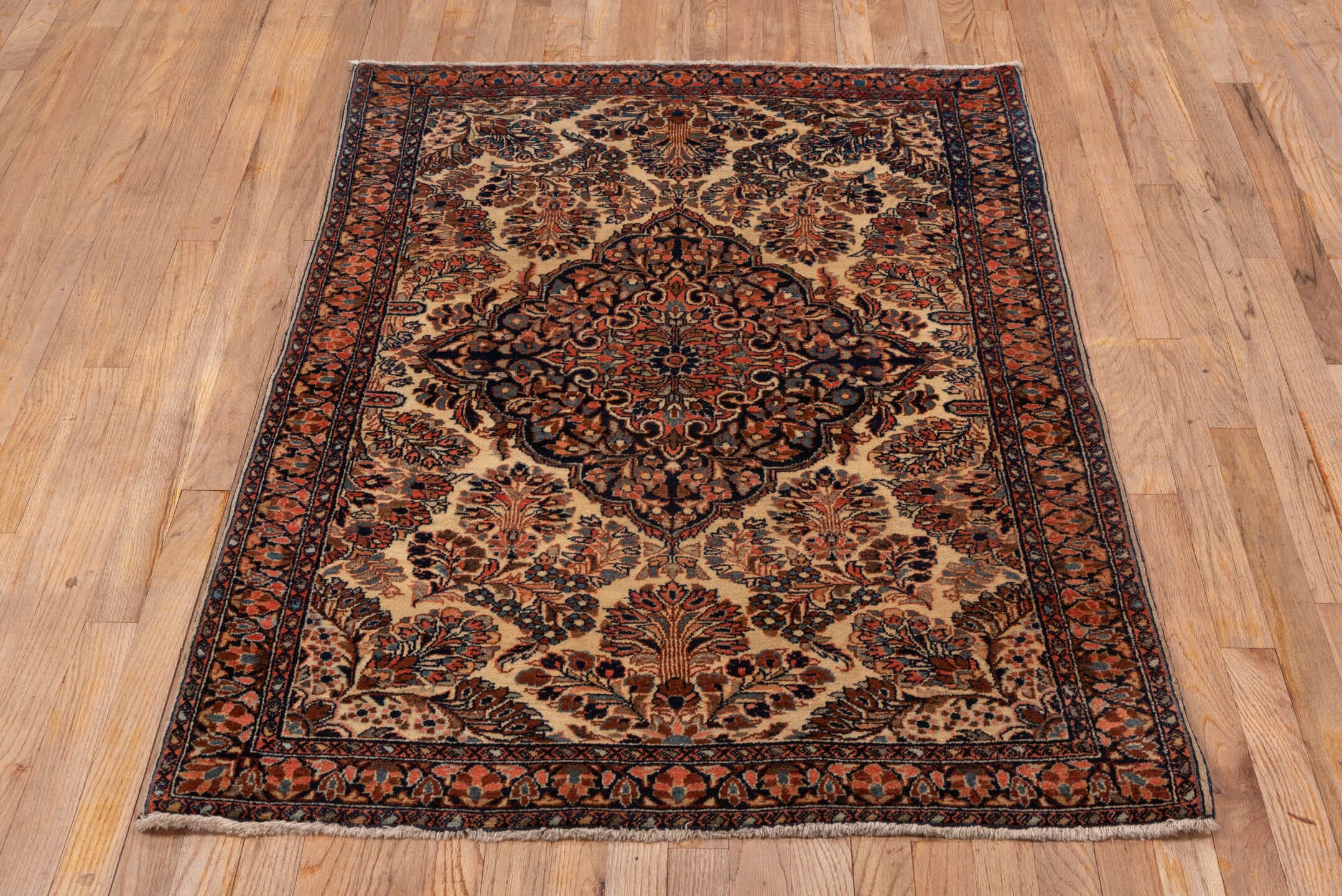 sarouk Rug - # 125641