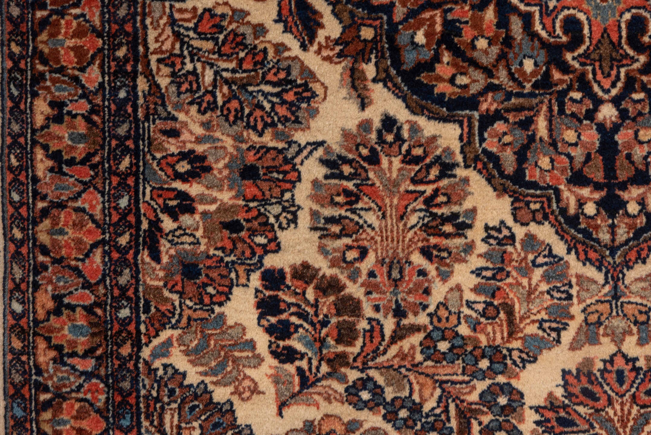 sarouk Rug - # 125641