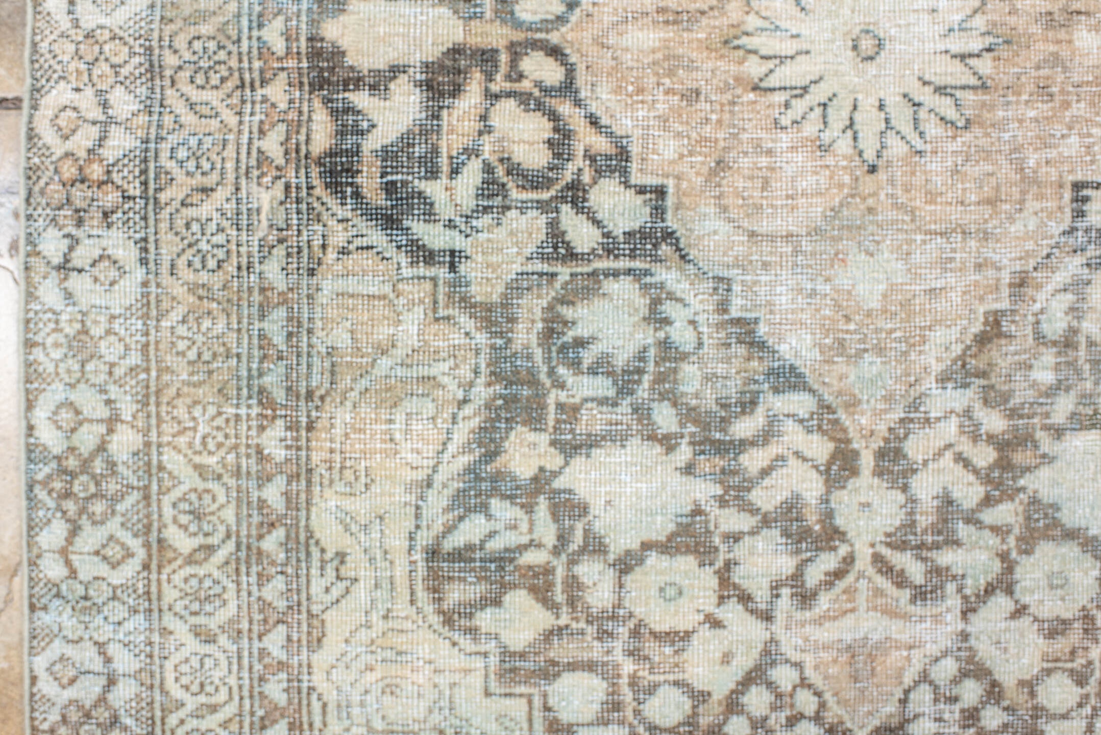 mahal Rug - # 125786