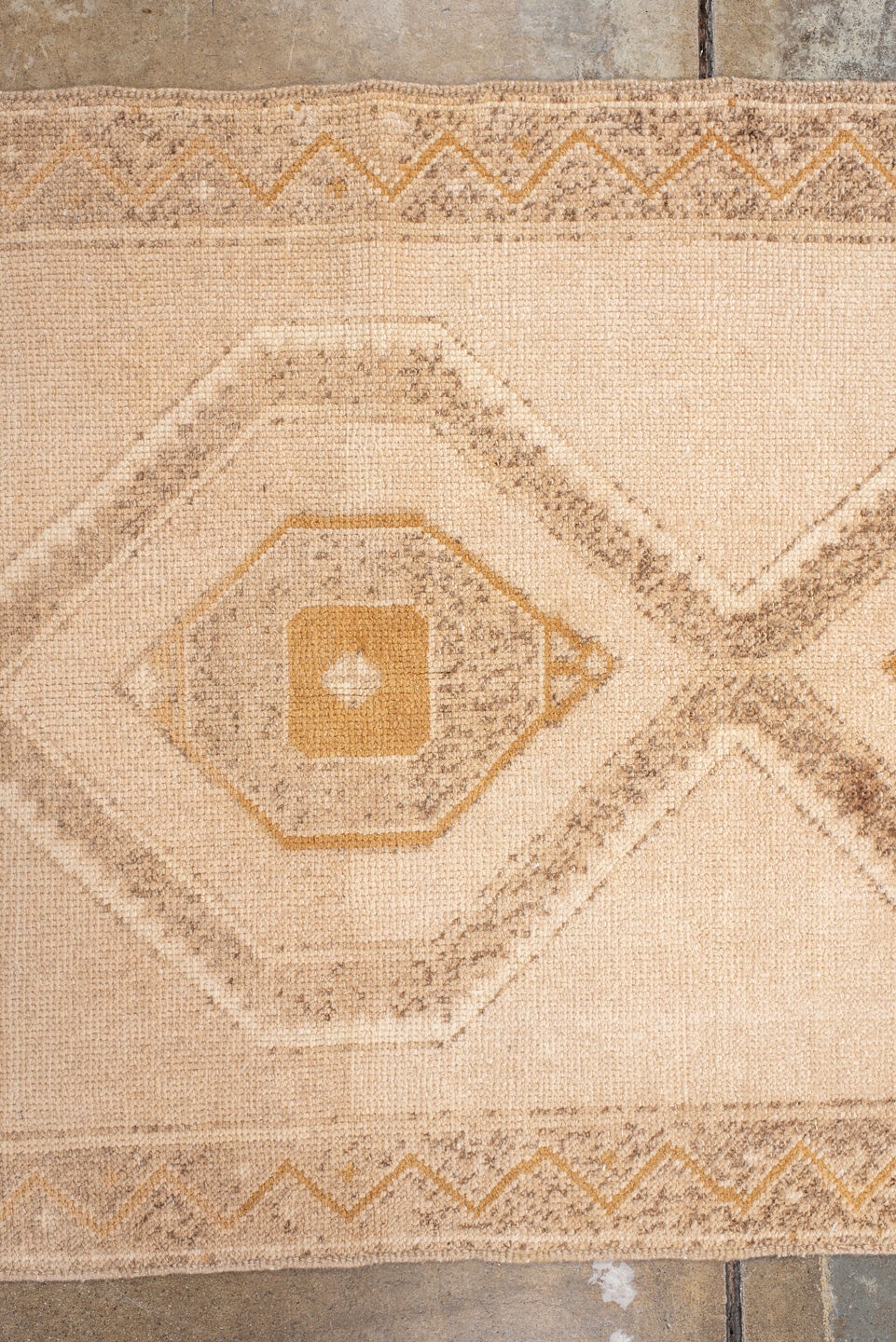 kars Rug - # 125844