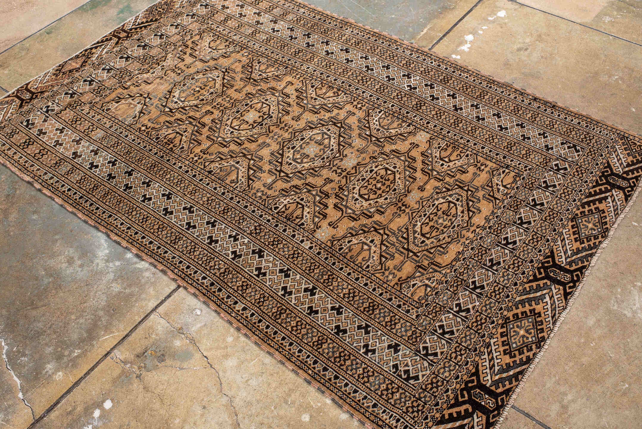 bokara Rug - # 125922