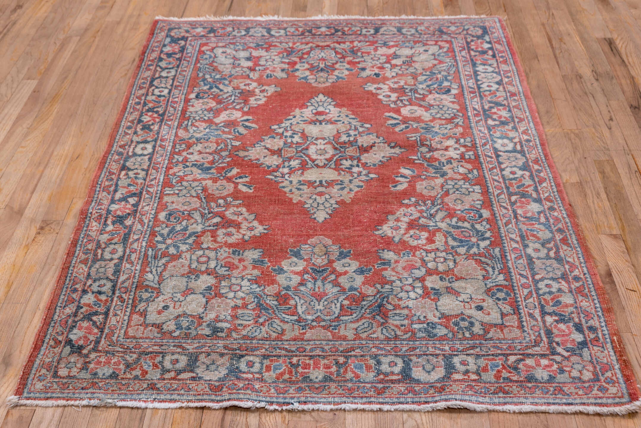 mahal Rug - # 126655