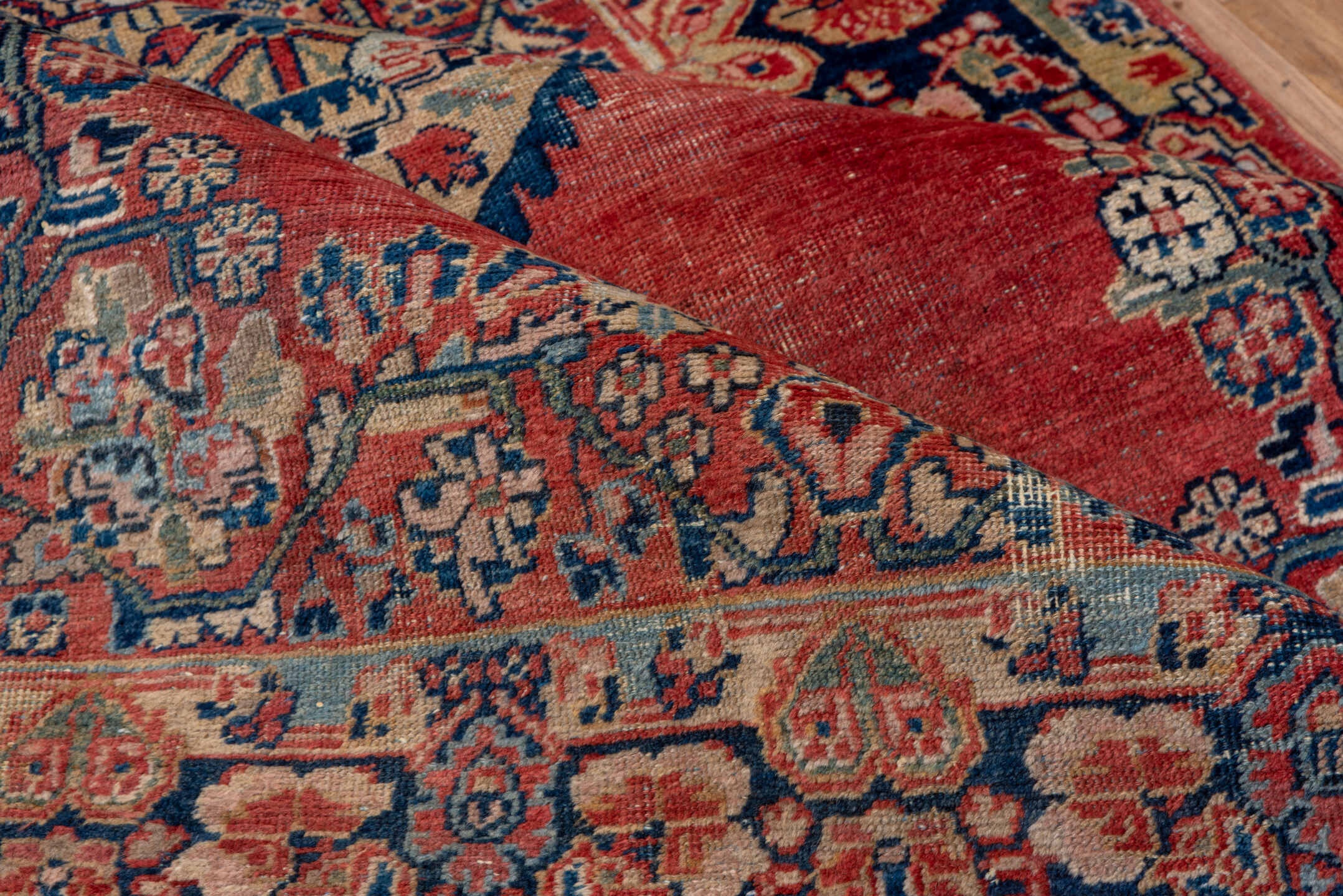 sarouk Rug - # 126732