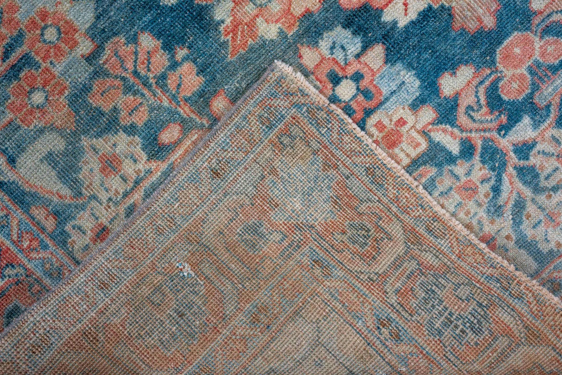 mahal Rug - # 126819