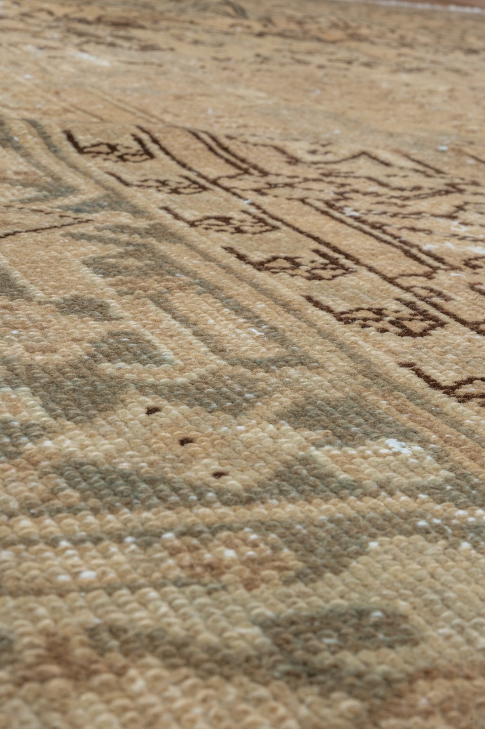 heriz Rug - # 127356