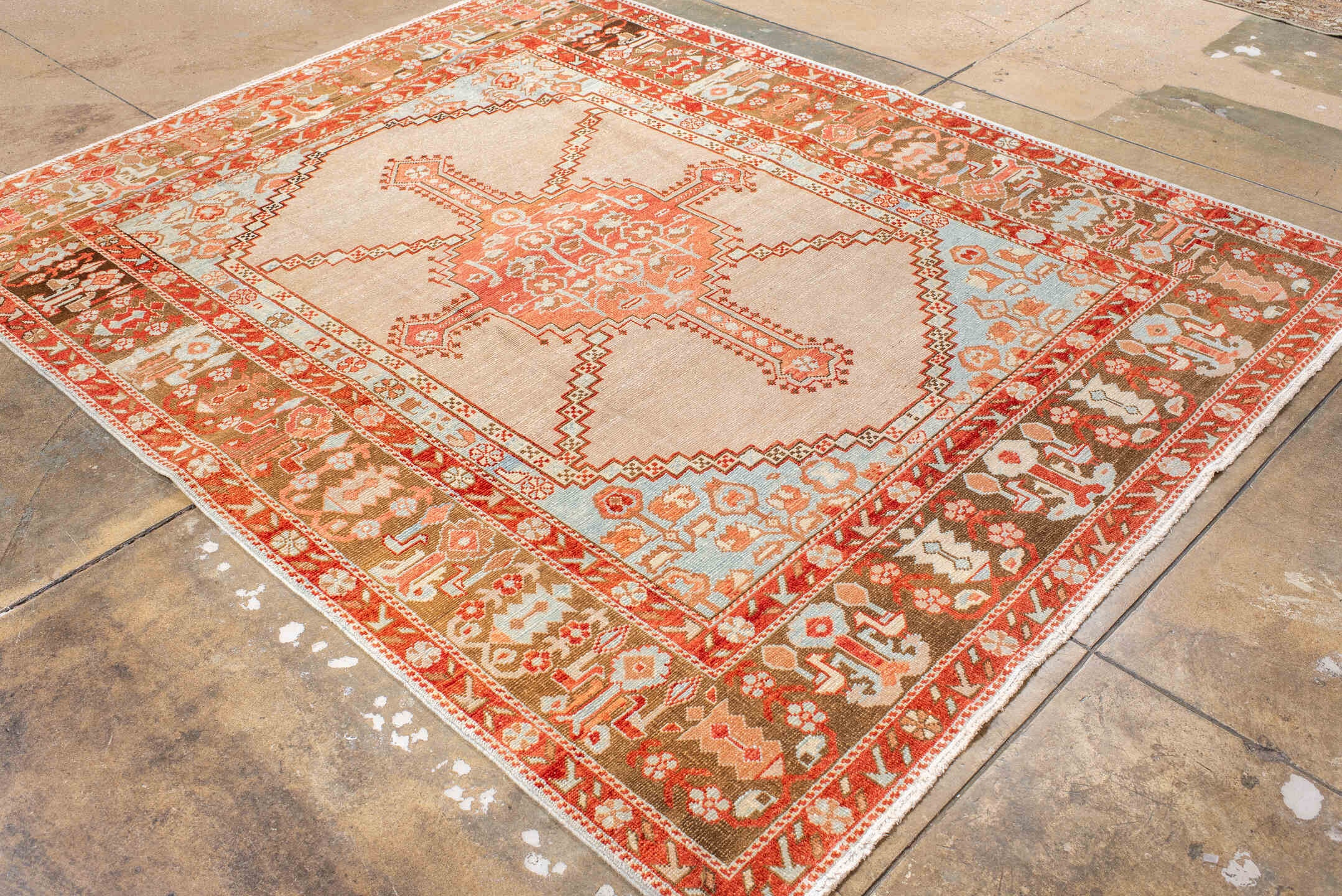 heriz Rug - # 127367