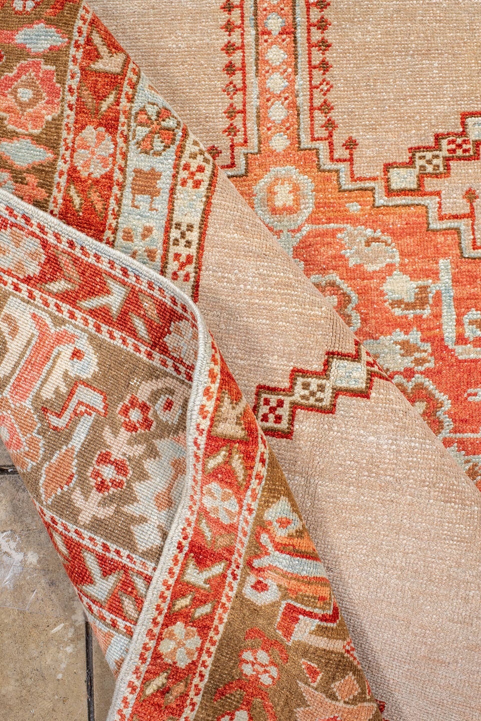 heriz Rug - # 127367