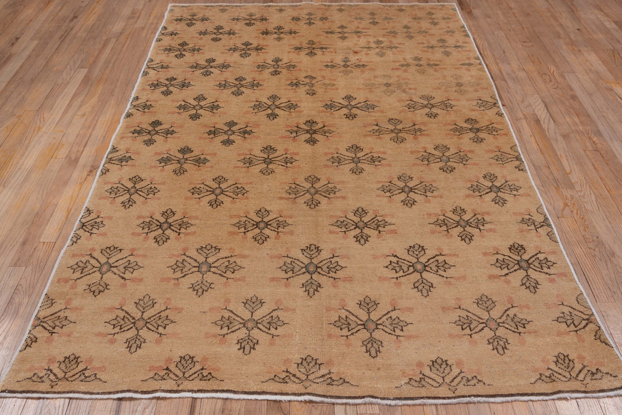 konya Rug - # 127876