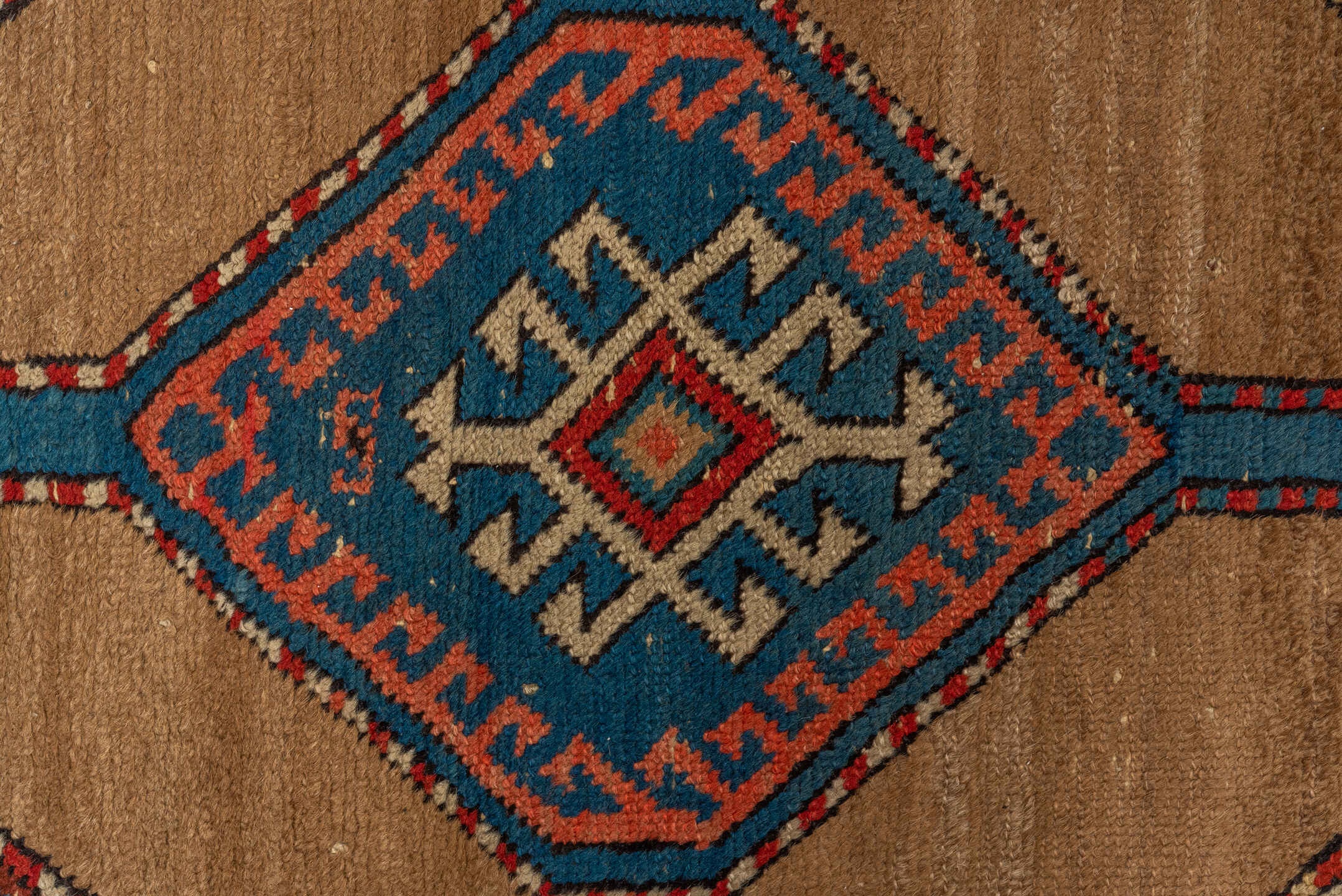 cam hamadan Runner - # 127915