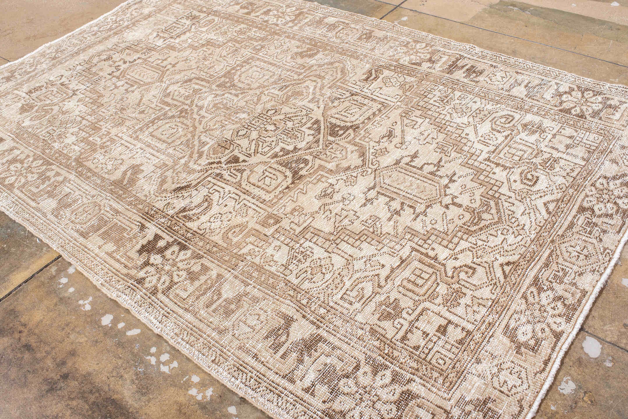 heriz Rug - # 127969