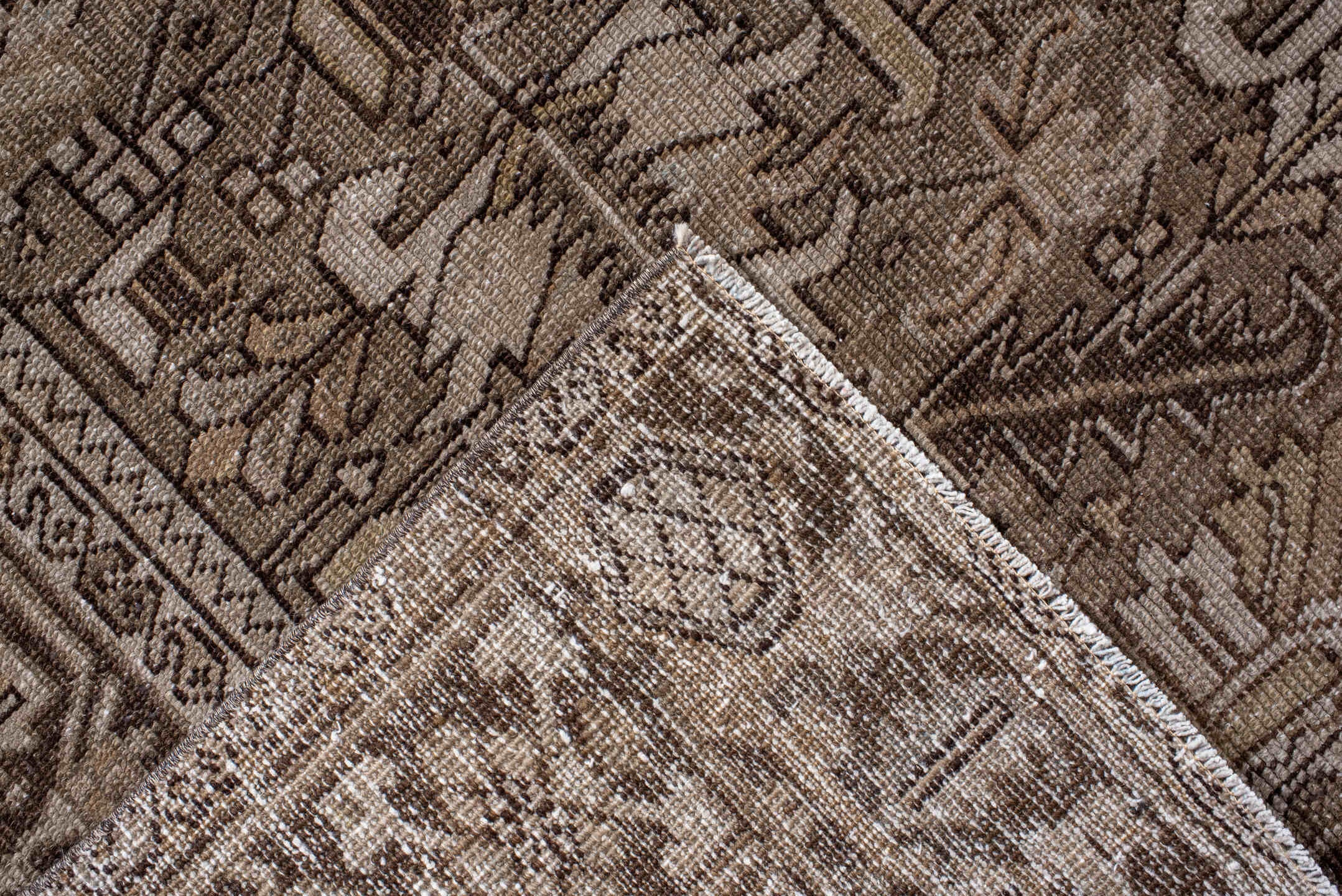 heriz Rug - # 128344