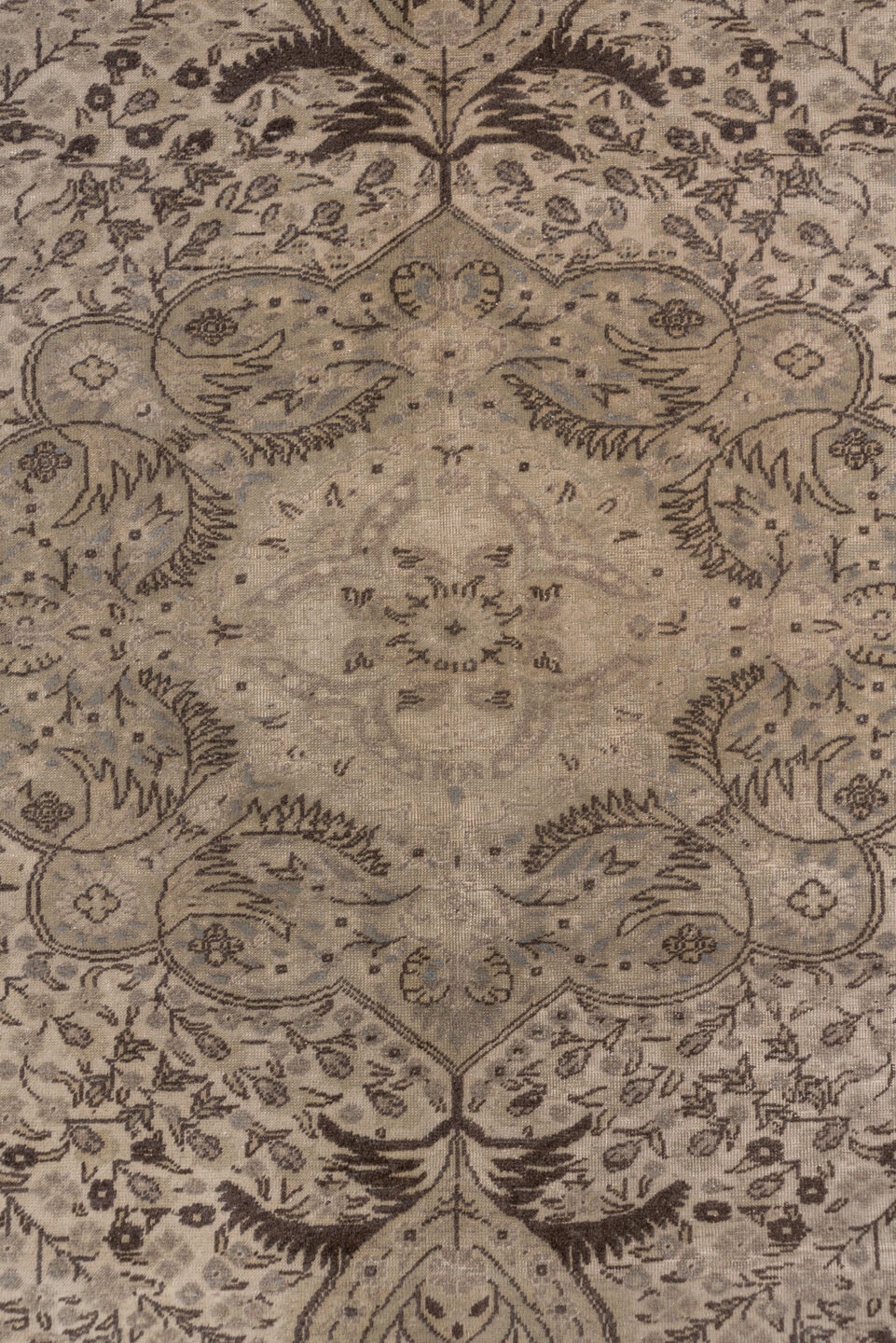 kaisary Rug - # 128462