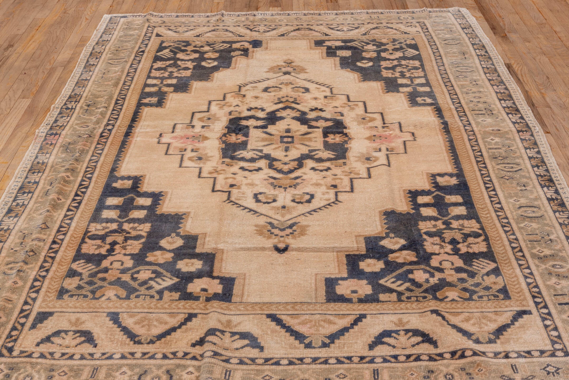 oushak Rug - # 128498