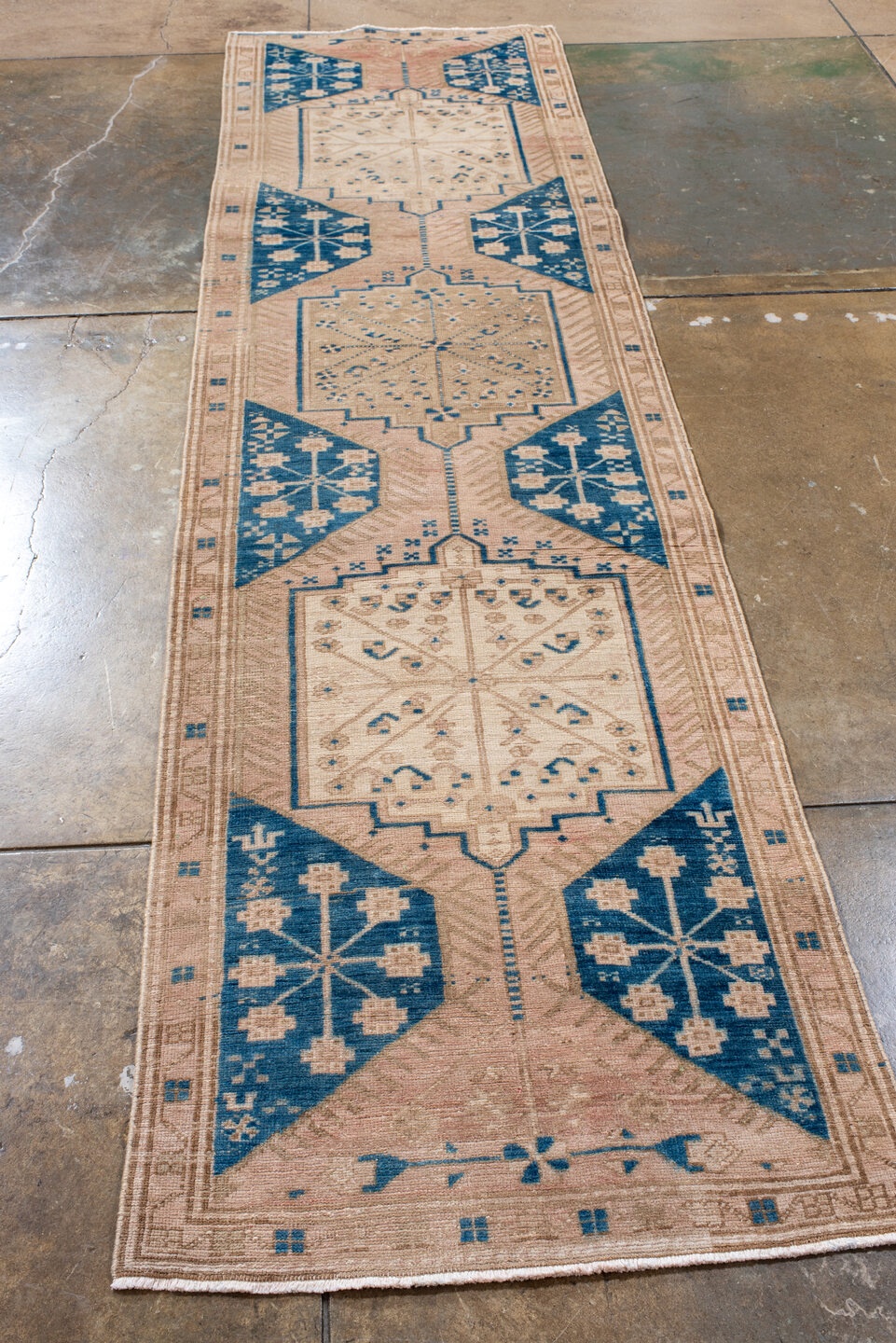 sarab Runner - # 128515