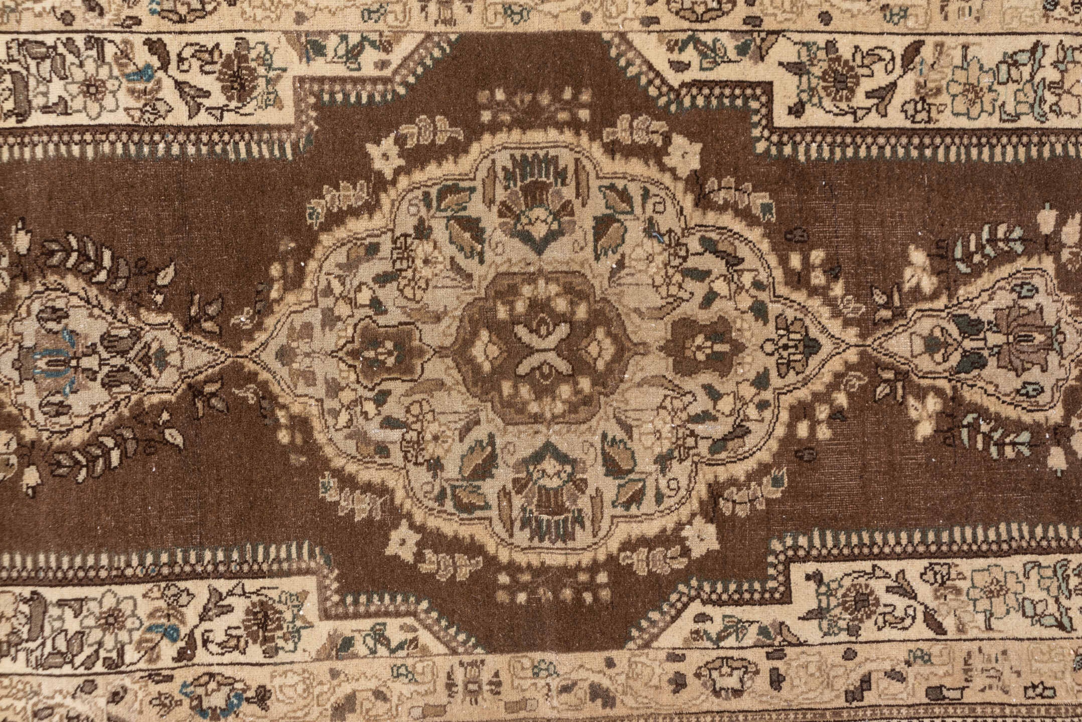 tabriz Runner - # 128616