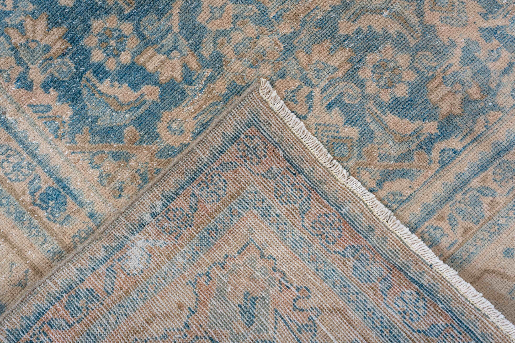 mahal Rug - # 128667