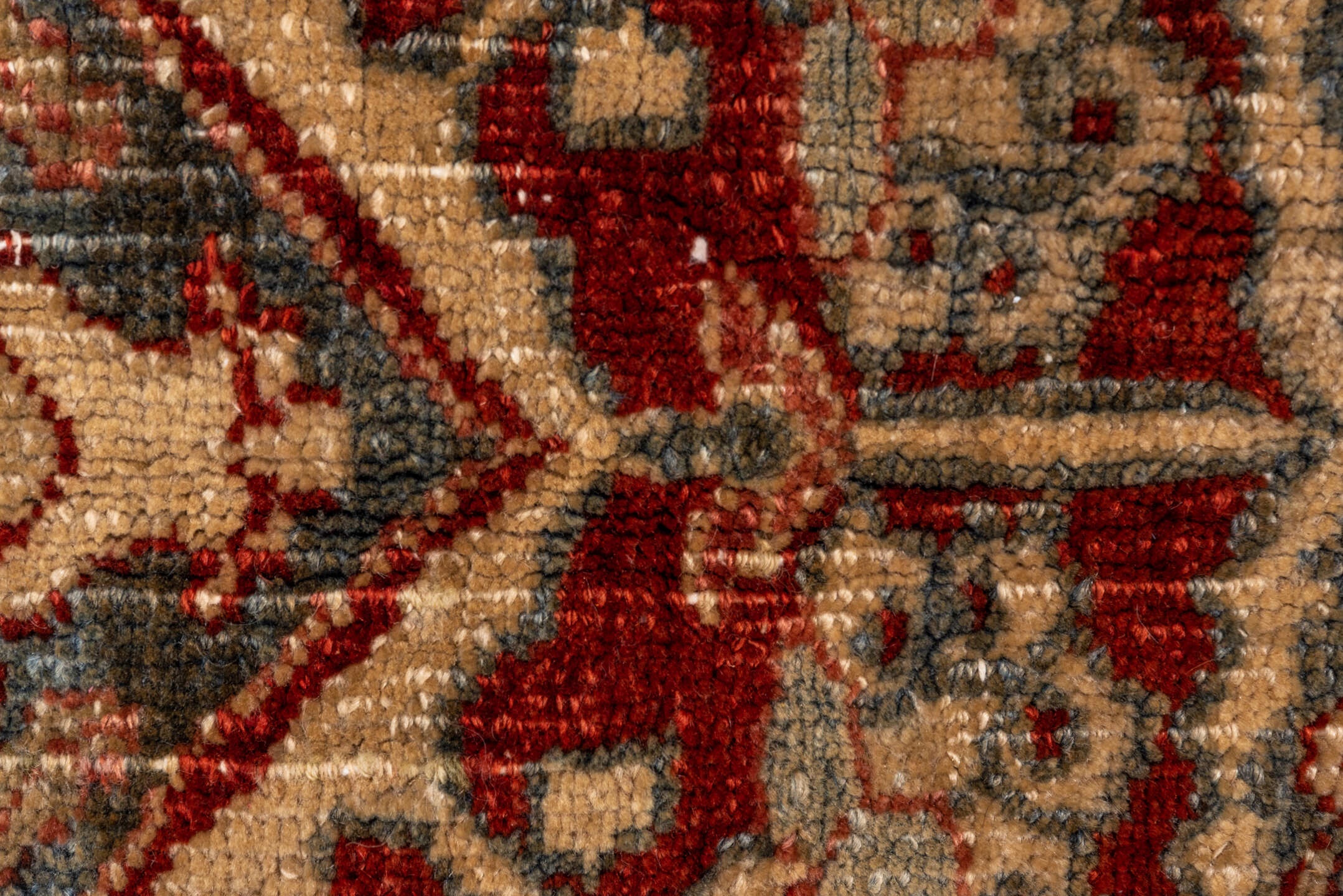 heriz Carpet - # 128918