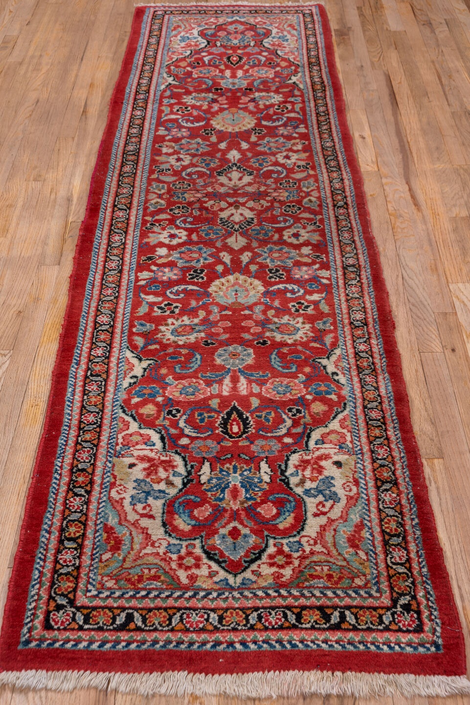 mahal Runner - # 128945
