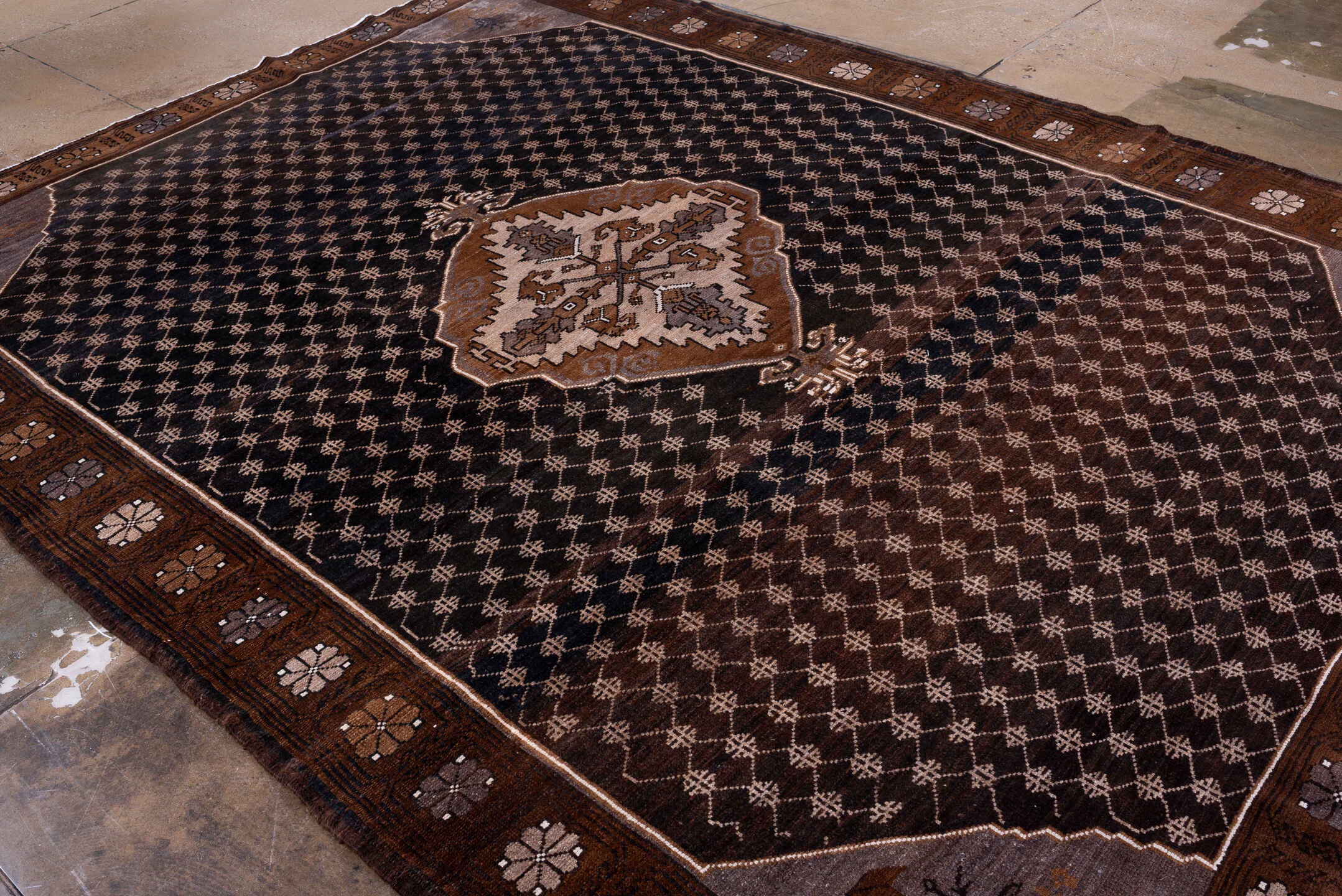 kars Carpet - # 129015