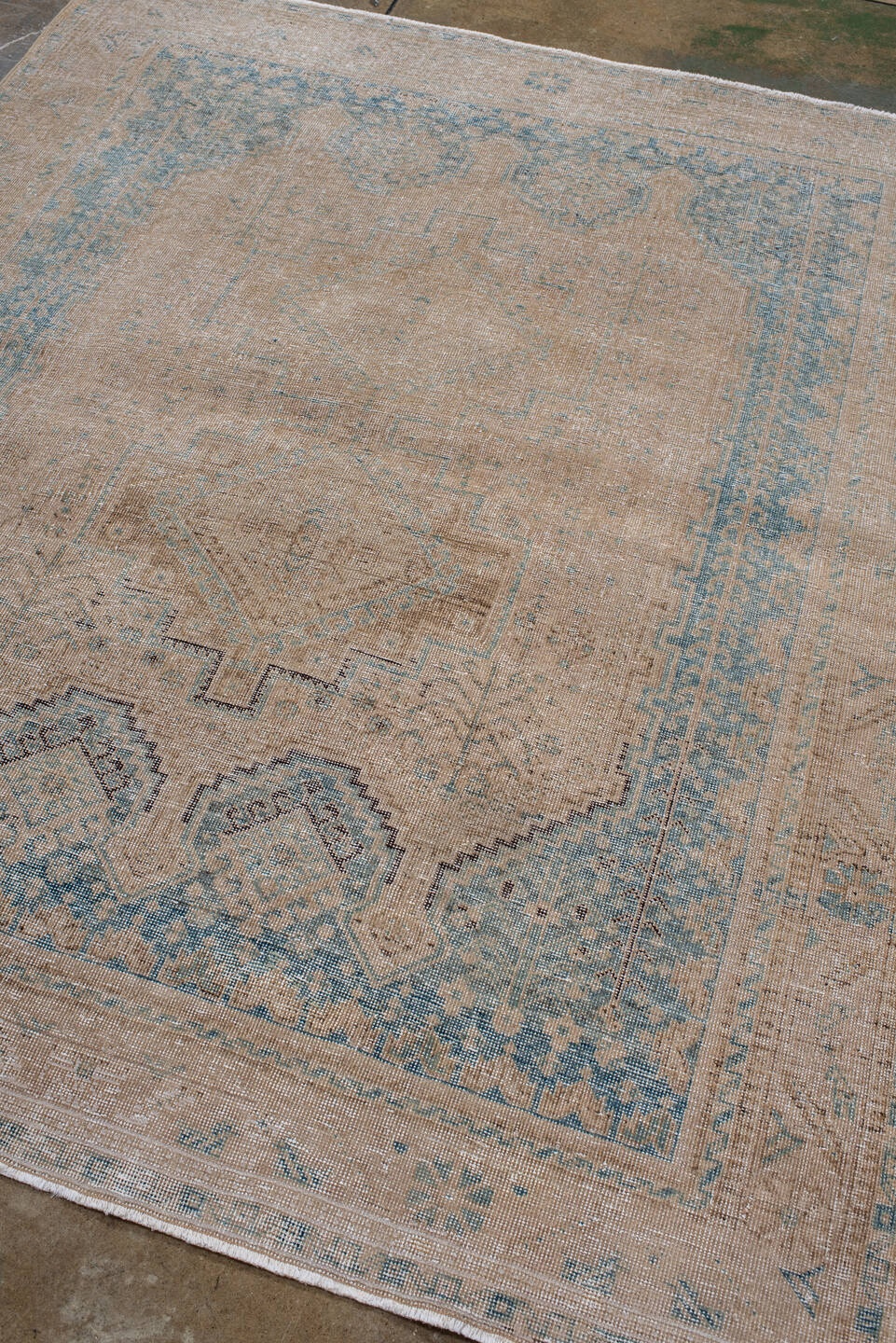 afshar Rug - # 125889