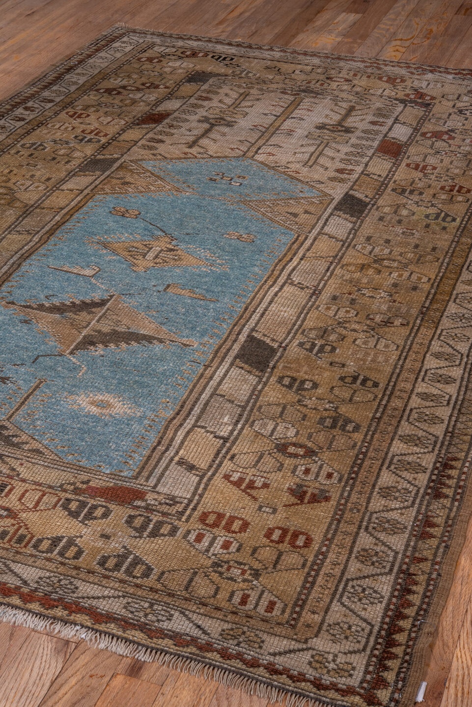 anatol Rug - # 126351