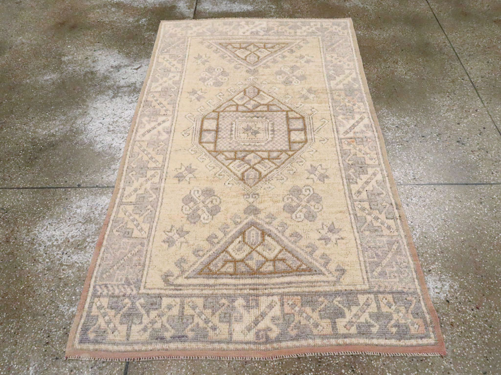 anatolian Rug - # 101849