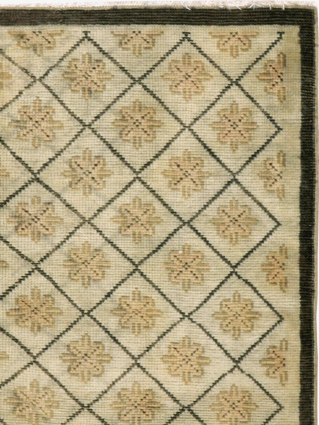 anatolian Rug - # 101932