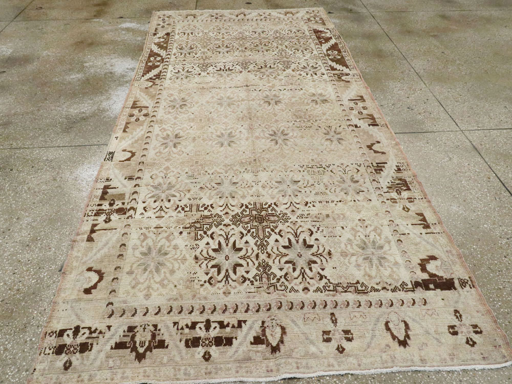 anatolian Rug - # 101935