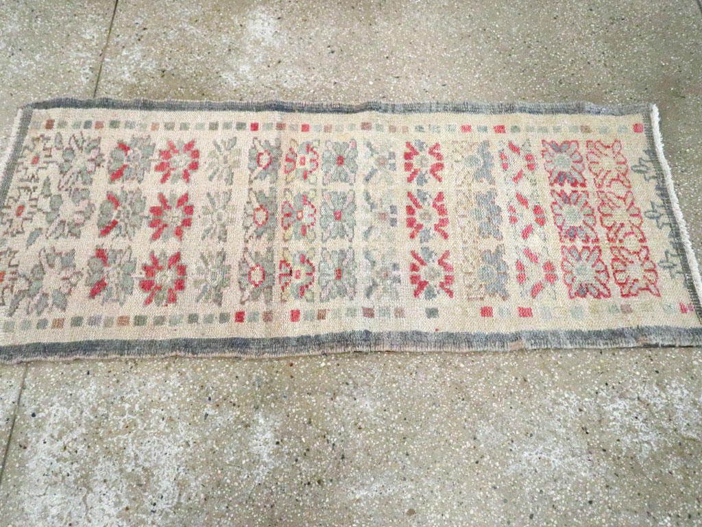 anatolian Rug - # 103219