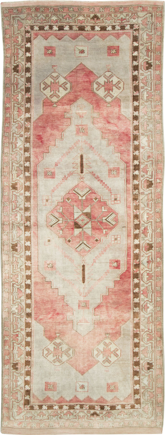 anatolian Rug - # 106929