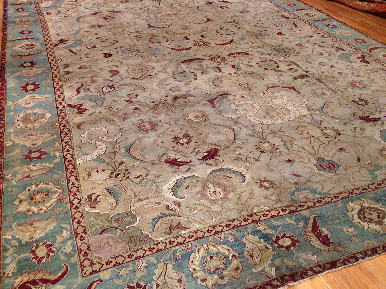 Antique agra Carpet - # 9620