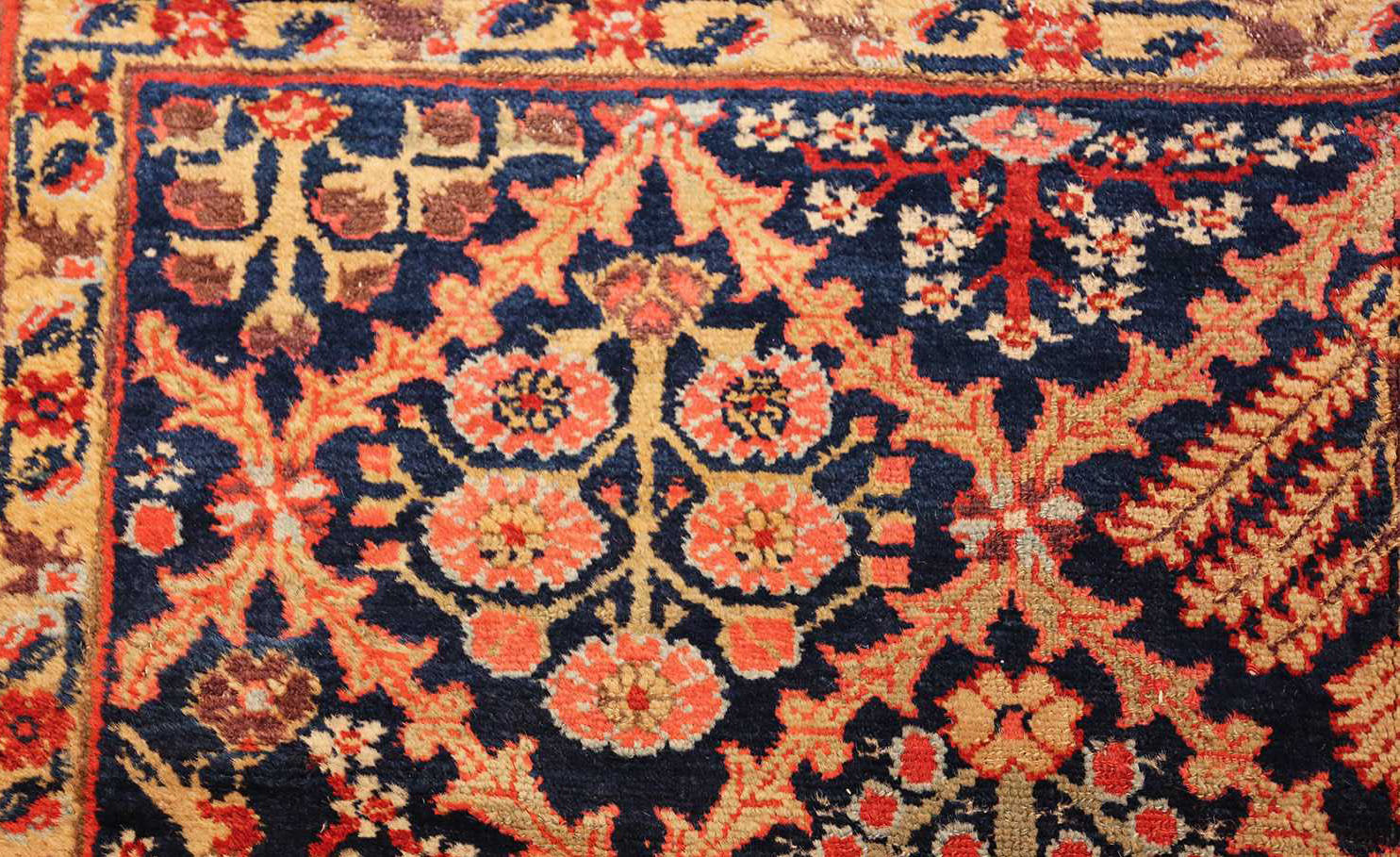 Antique kurdish Carpet - # 54972