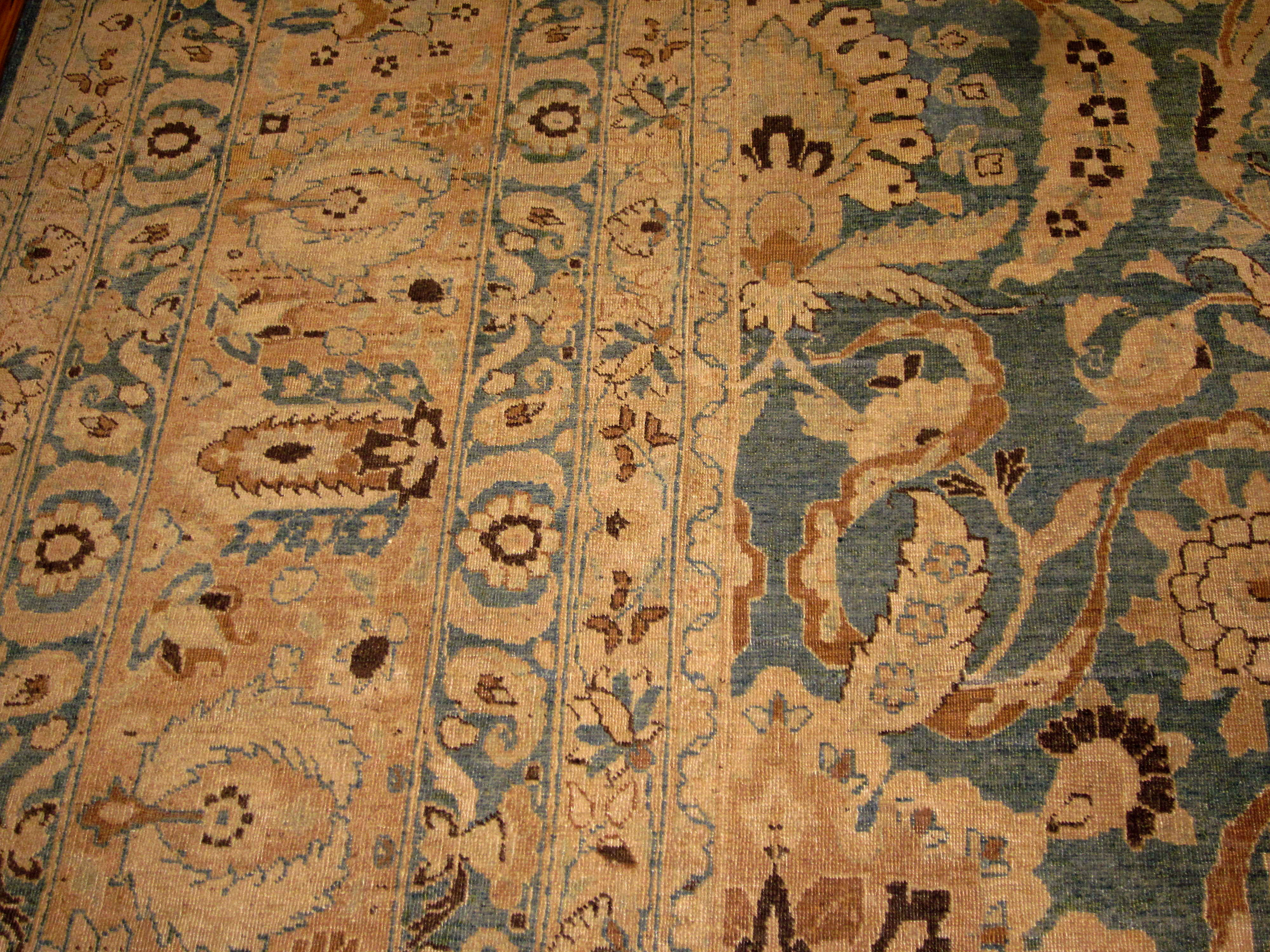 Antique meshed Carpet - # 54959