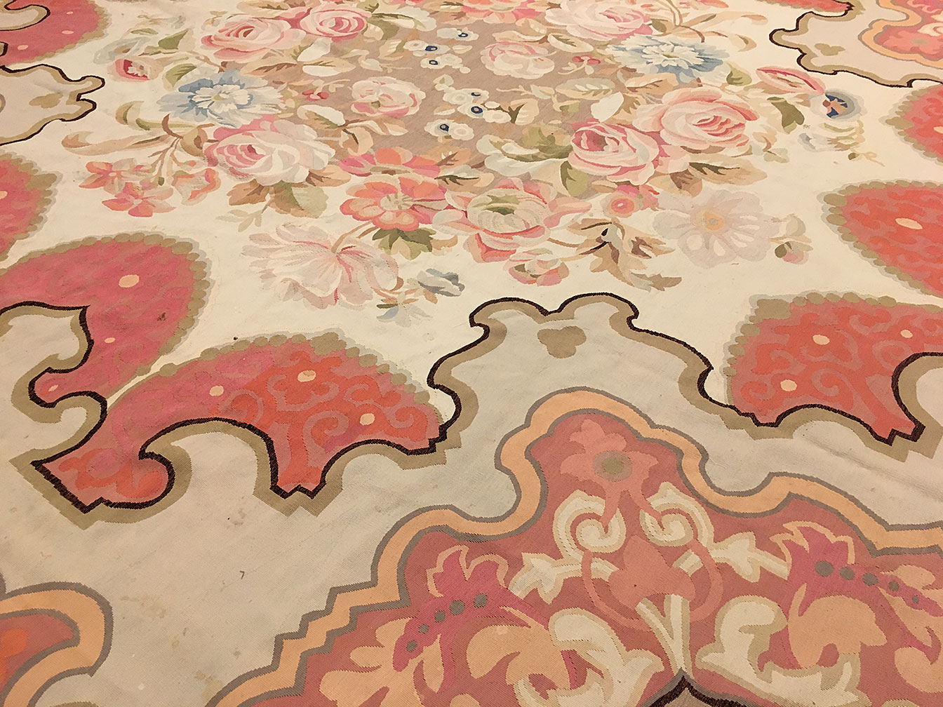 Antique aubusson Carpet - # 50414