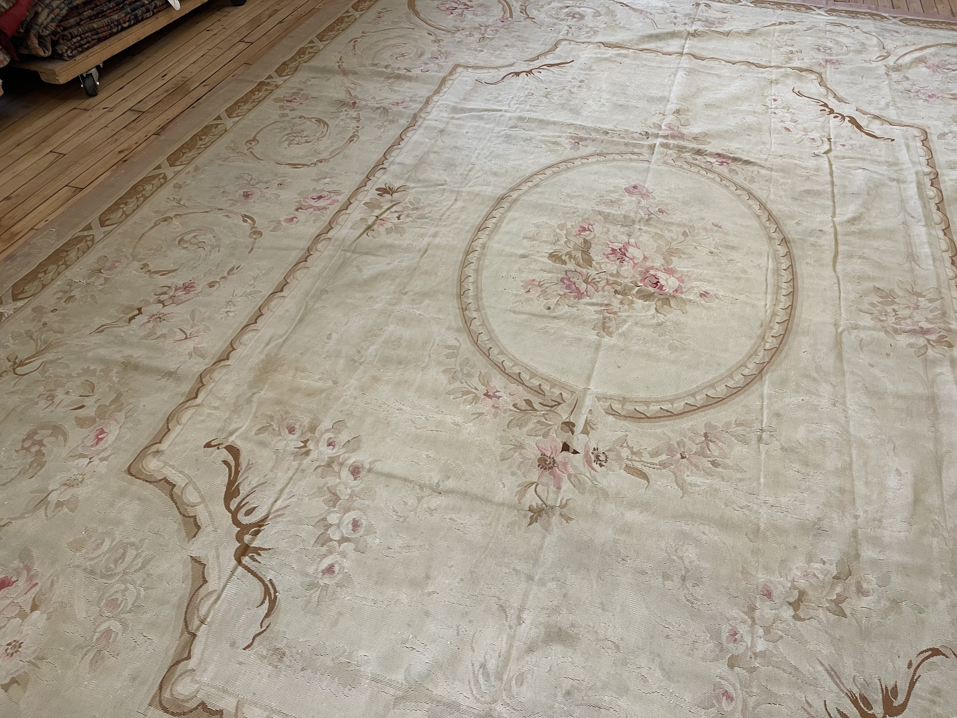 Antique aubusson Carpet - # 78362